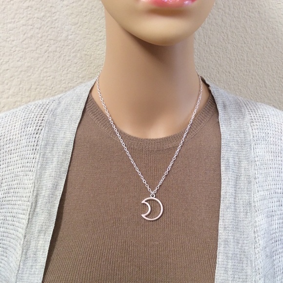 New Set of Moon Silver Plated Necklace & Earrings - Picture 3 of 6